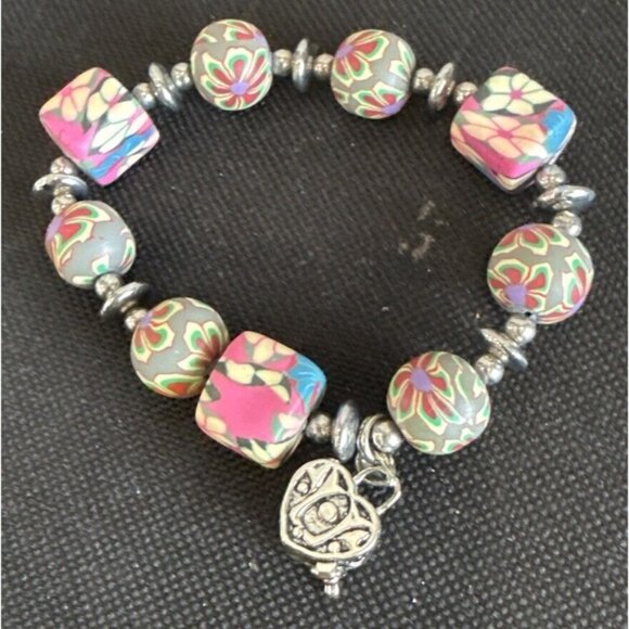 Alexa’s Angels Clay Beaded Charm Bracelet Prayer Box Silvertone Stretch - Picture 1 of 7